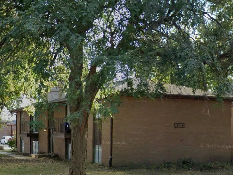 3625 Baldwin Ave