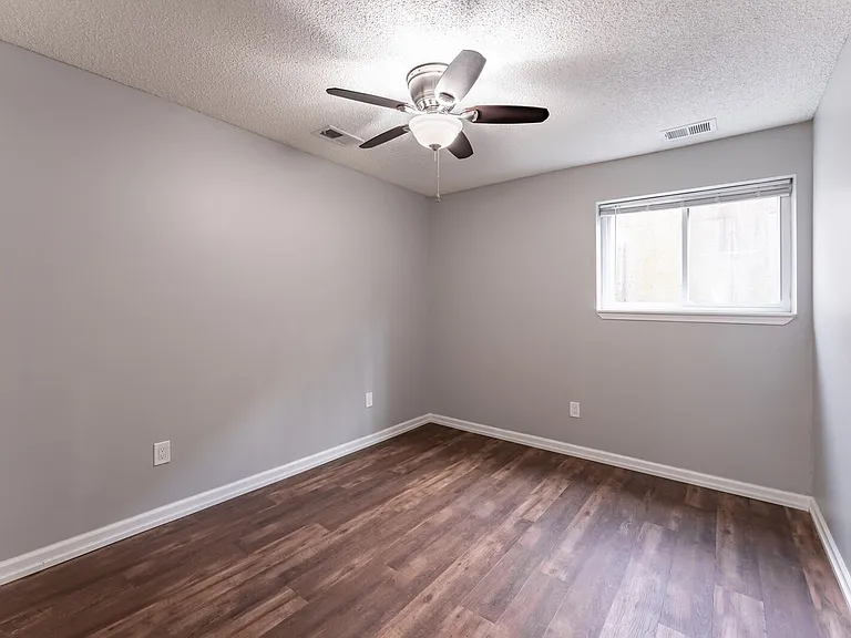 Northpark Apartments — Photo 13