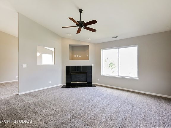 2nd image of 3620 Roanoke Ave