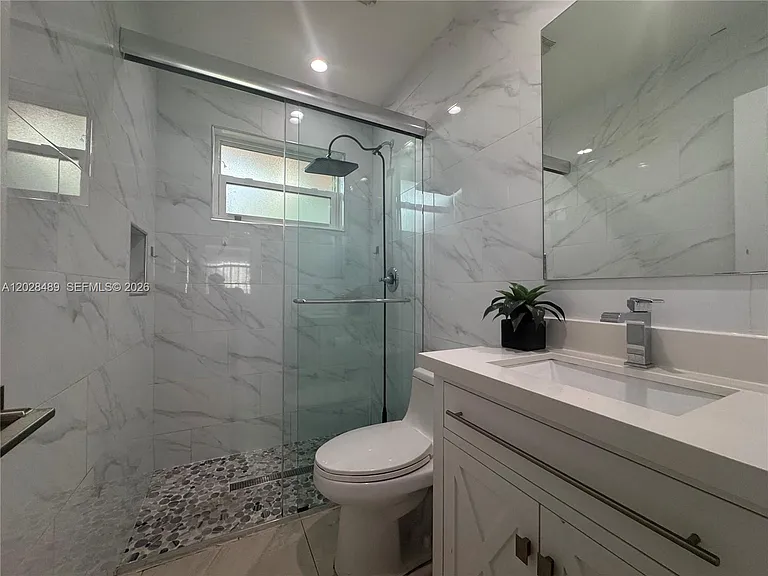 125 SE 4th Ave #2 — Photo 10