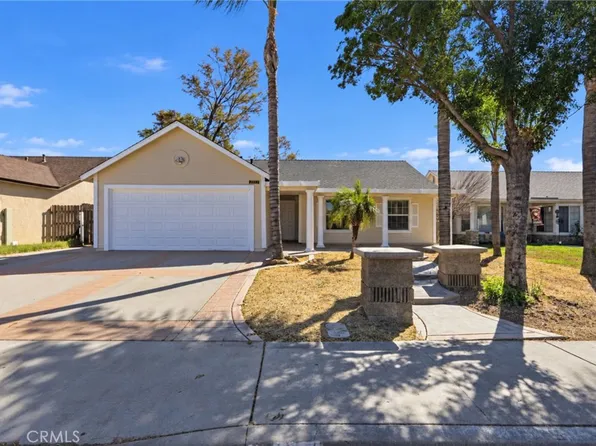 2351 Carnation Ave, Hemet, CA 92545