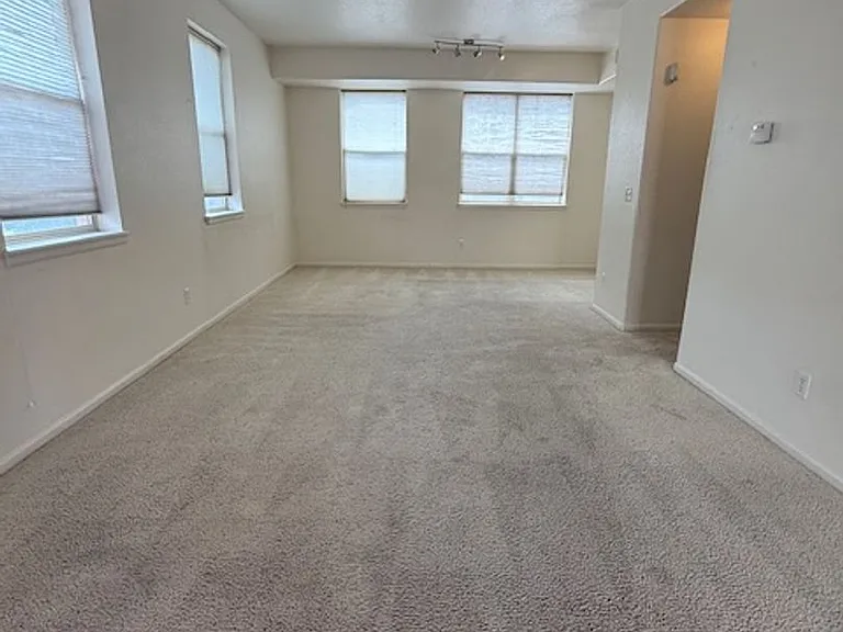 5407 Zephyr Ct — Photo 6