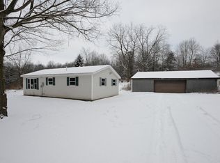 2112 W Baseline Rd, Augusta, MI 49012