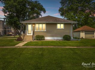 301 N 2nd St, Ashkum, IL 60911