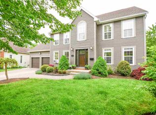 6 Ravine Park Cres, Halifax, NS B3M4N1
