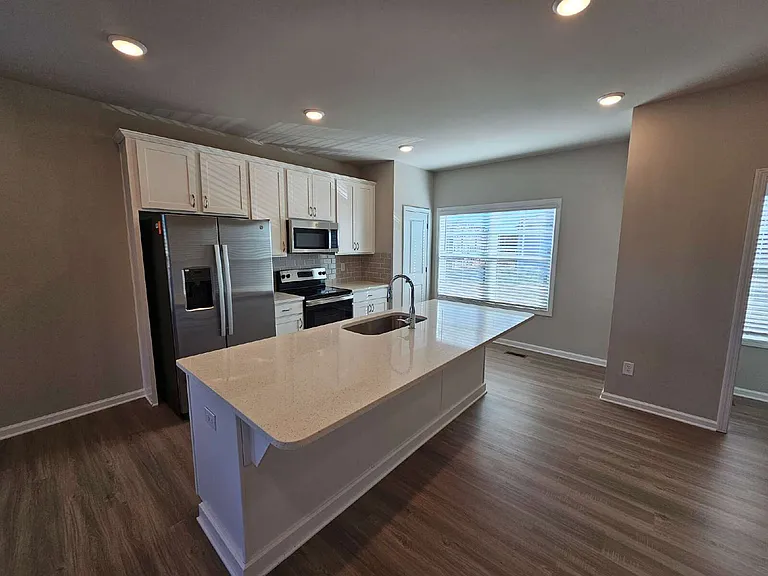 4 Silver Ln — Photo 11