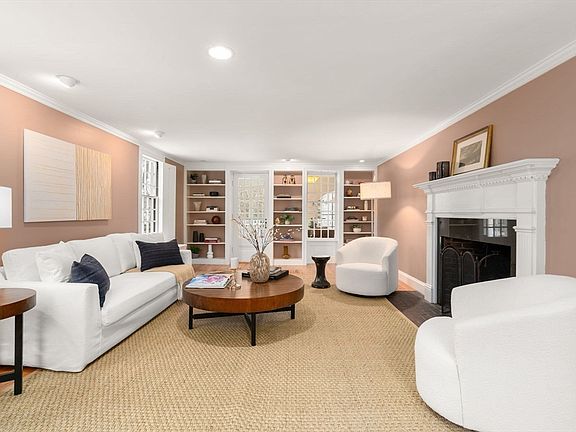 2nd image of 401 Clinton Rd