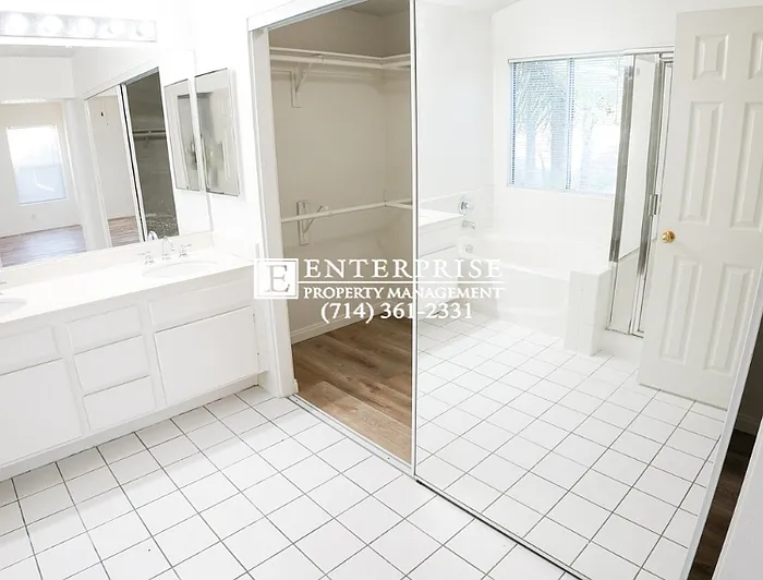 77 Carriage Dr — Photo 11