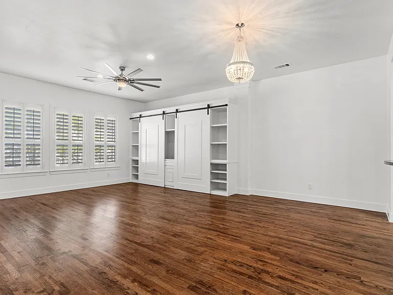 4830 Cedar Springs Rd #3 — Photo 5