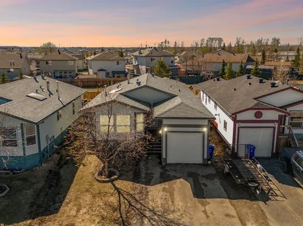 521 NW McKinlay Cres, Wood Buffalo, AB T9K 2R6