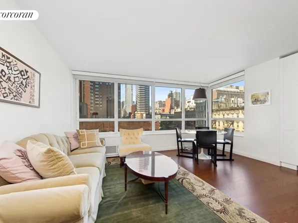 200 E 94th St APT 504, New York, NY 10128
