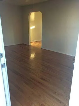 28 W Sunset Rd — Photo 3