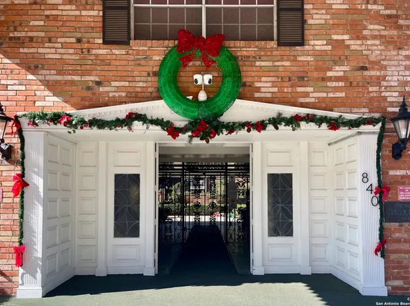 8401 N New Braunfels #120A & 121A, San Antonio, TX 78209