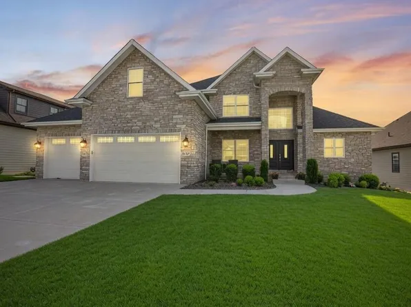 9317 Michigan Dr, Winfield, IN 46307