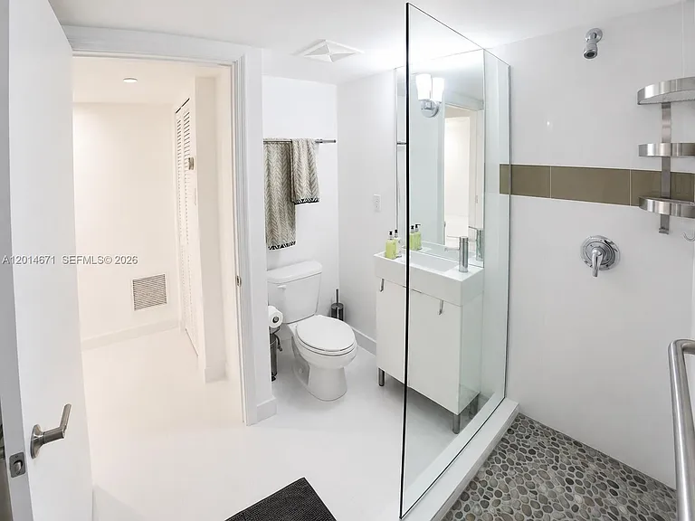 6917 Collins Ave #614 — Photo 20
