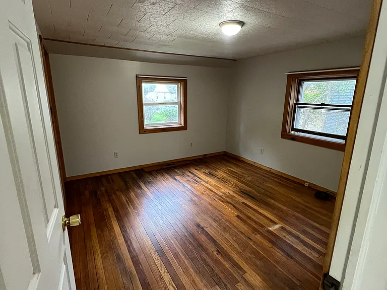 260 Allen St #A — Photo 22