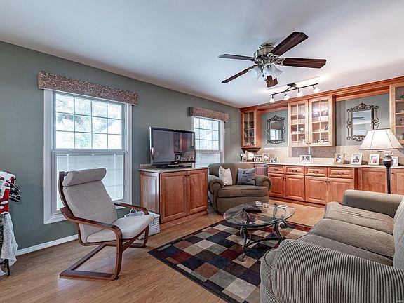 4th image of 16526 Rain Forest Dr