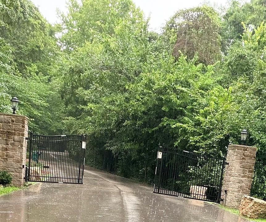 1st image of 3503 Hawthorne Ridge Dr