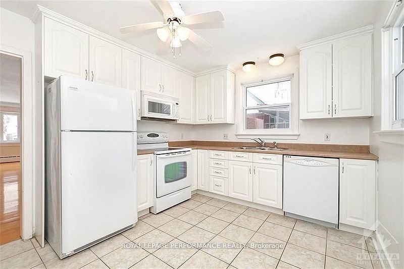 Ottawa House for rent - 4 Bedrooms — photo 5