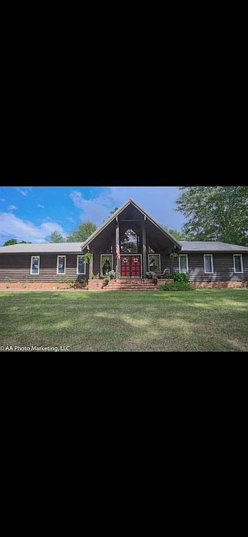 910 Pineridge Dr - Property Image