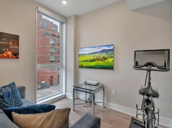 61 14th Street image 22 of 31