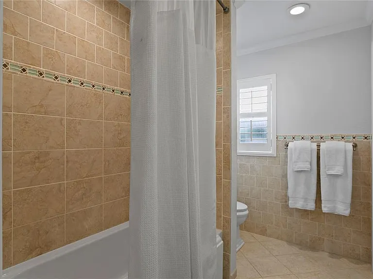 4815 W San Rafael St — Photo 30