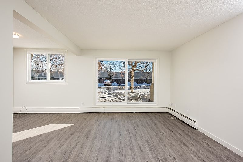Edmonton Apartment for rent - 2 Bedrooms — photo 8