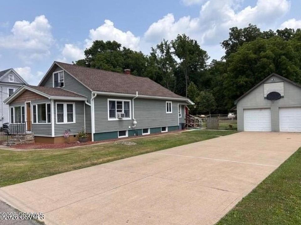 1st image of 827 Mainville Dr