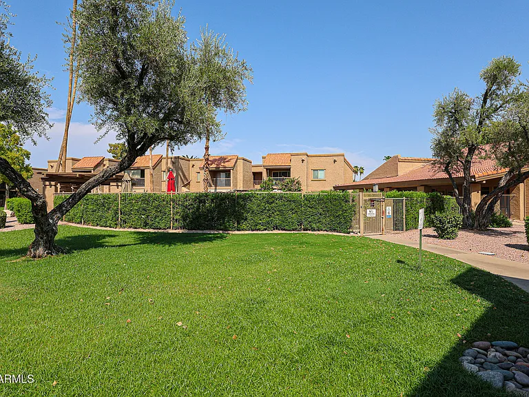 8250 E Arabian Trl #113 — Photo 36