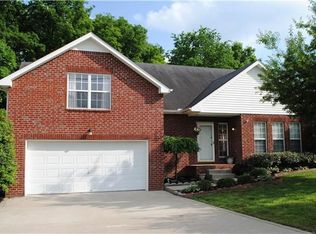 159 E Braxton Ln, Hendersonville, TN 37075