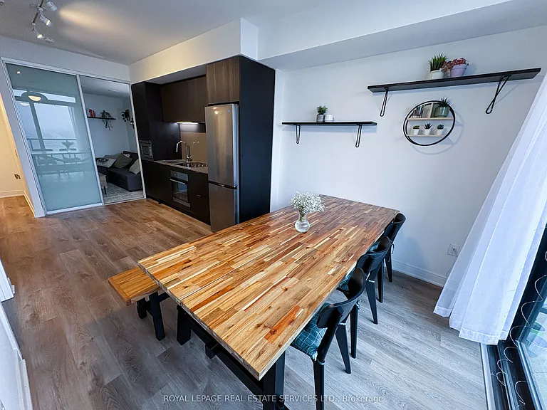 86 Dundas St E #1312 — Photo 10