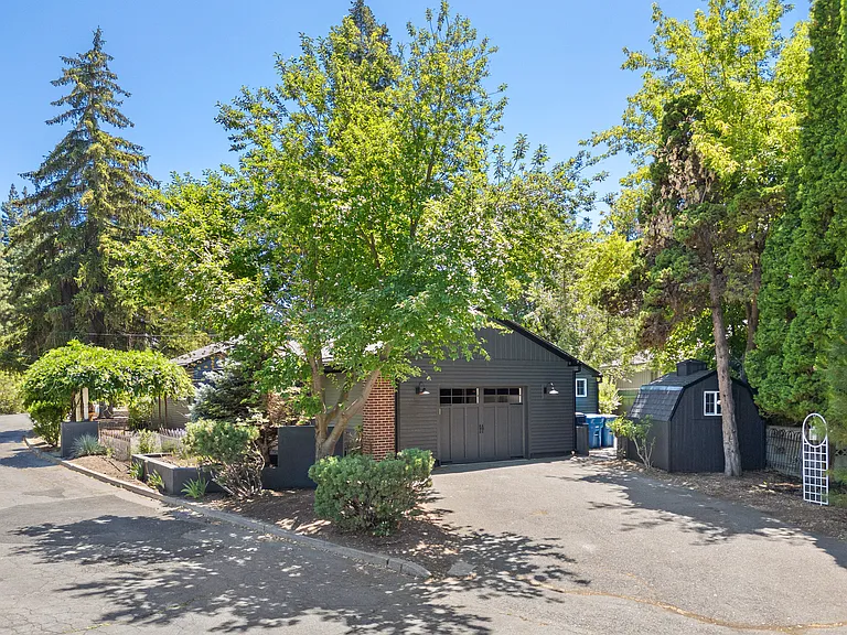1717 NW Steidl Rd — Photo 45