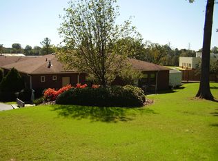 Pineridge Apartments, Greenwood, SC 29646