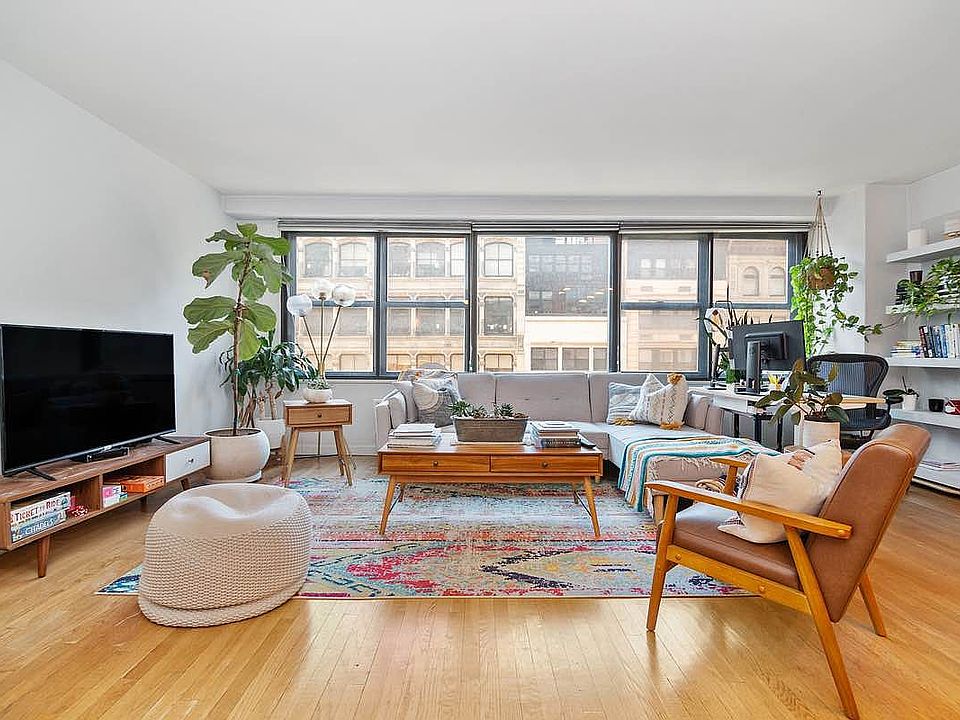 1st image of 7 E 14th St APT 610