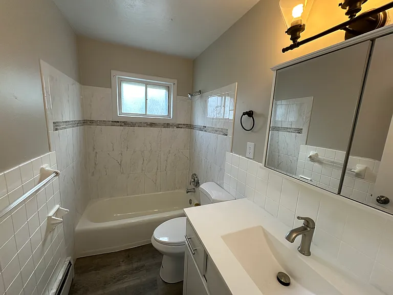 Brand New Remodeled Nina Flats — Photo 13