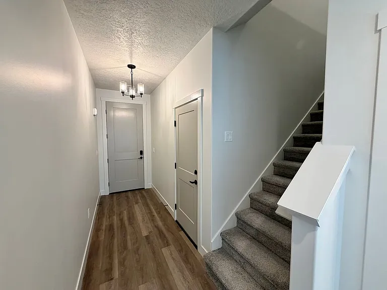 2717 W 2775 N #143 — Photo 2