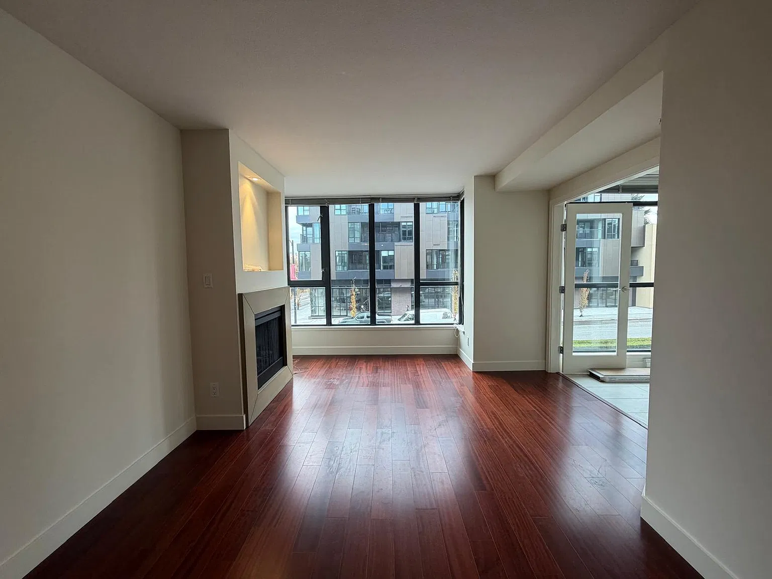 3228 Tupper Street Vancouver — Photo 3