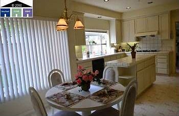 2nd image of 30549 Meridien Cir