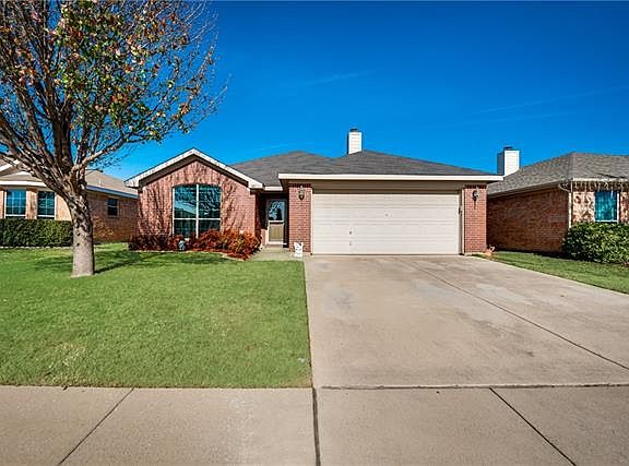 2nd image of 749 Buffalo Springs Dr