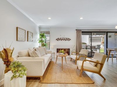 532 Via De La Valle UNIT D, Solana Beach, CA, 92075