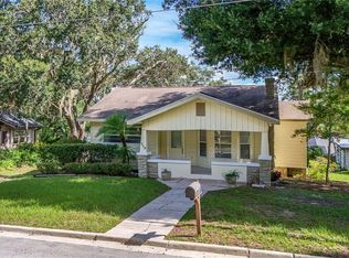 715 Poinsettia Dr, Eustis, FL 32726