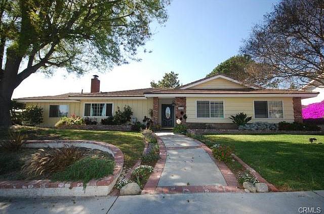 1st image of 5660 Della Ave
