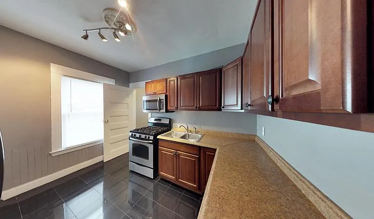 408 S Beech St — Photo 7