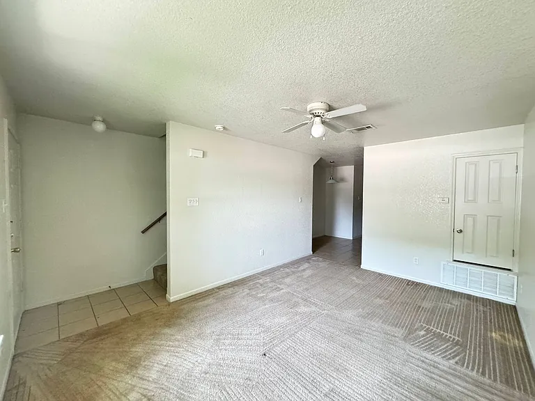 206 Veterans Ave — Photo 16