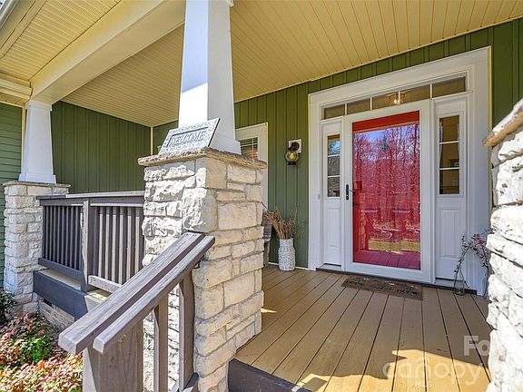 3rd image of 211 Holly Ridge Rd