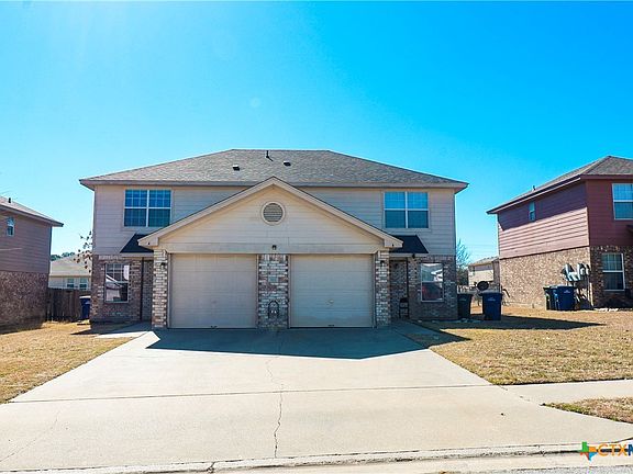 3rd image of 3111 Yaupon Rd