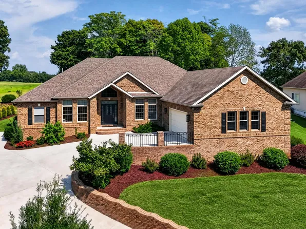 140 Pineberry Dr, Vonore, TN 37885