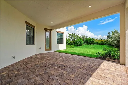 12135 E Baypoint Cir Photo 1