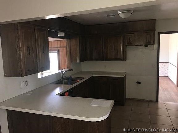 5th image of 2710 Hardy Springs Rd