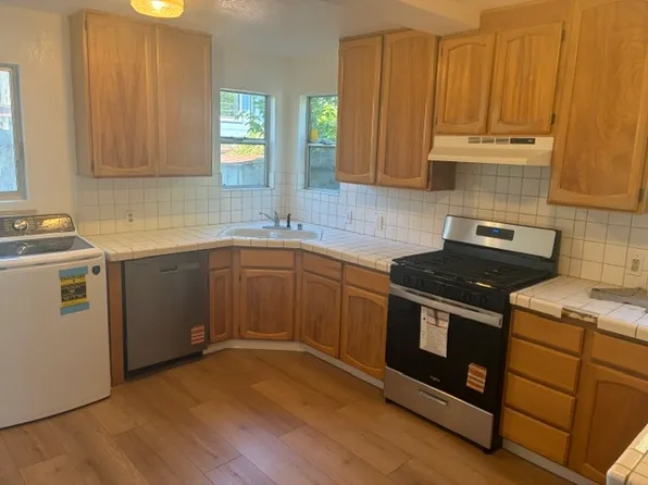 1722 Stuart St #A, Berkeley, CA 94703